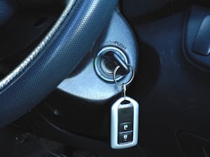 車をインロックしたときの原因と対処法 自力でも開けられる 車をインロックしたときの原因と対処法 自力でも開けられる