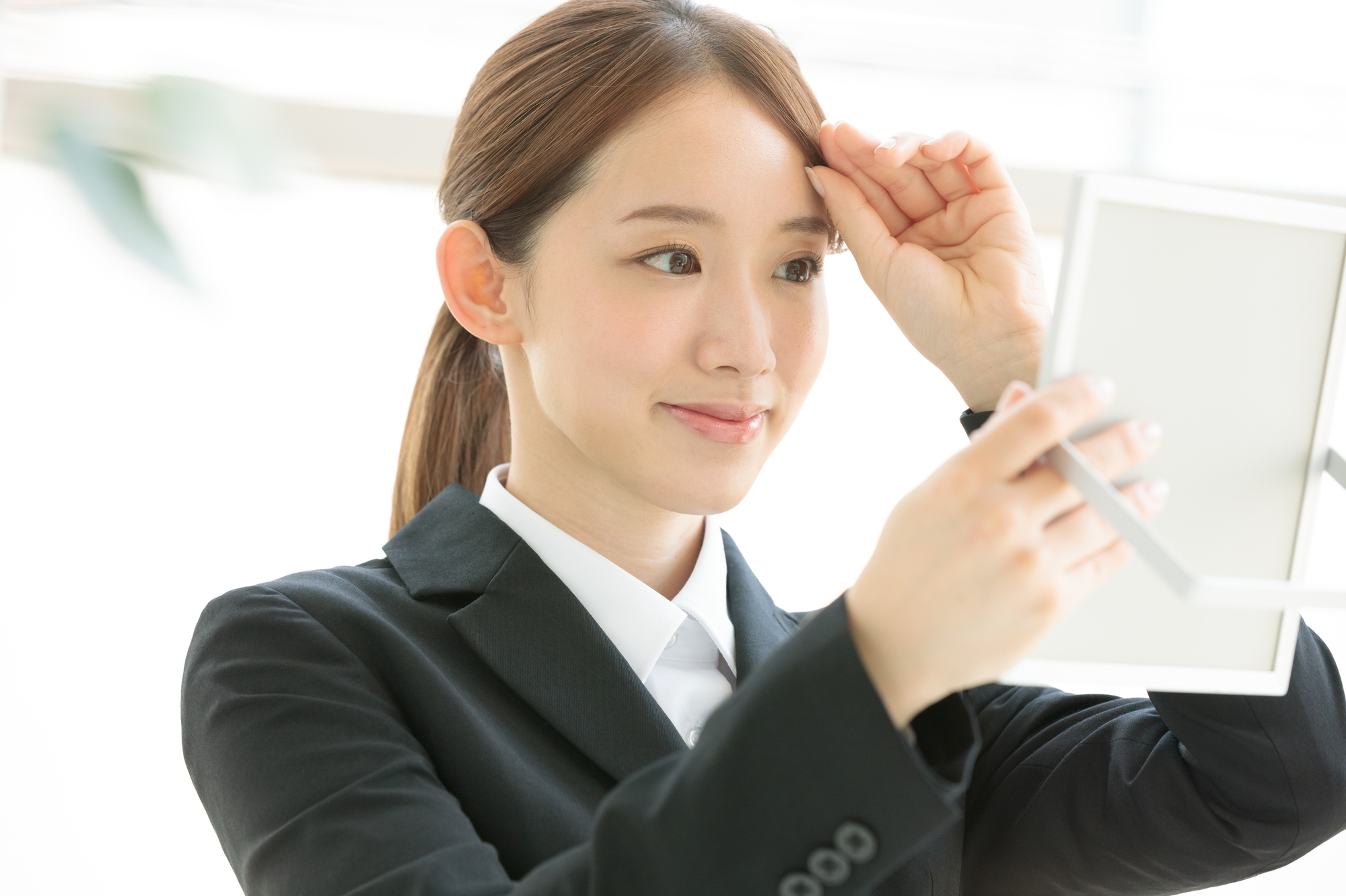 転職の証明写真 採用担当者はここを見る 提出前のチェック項目8つ ミツモア