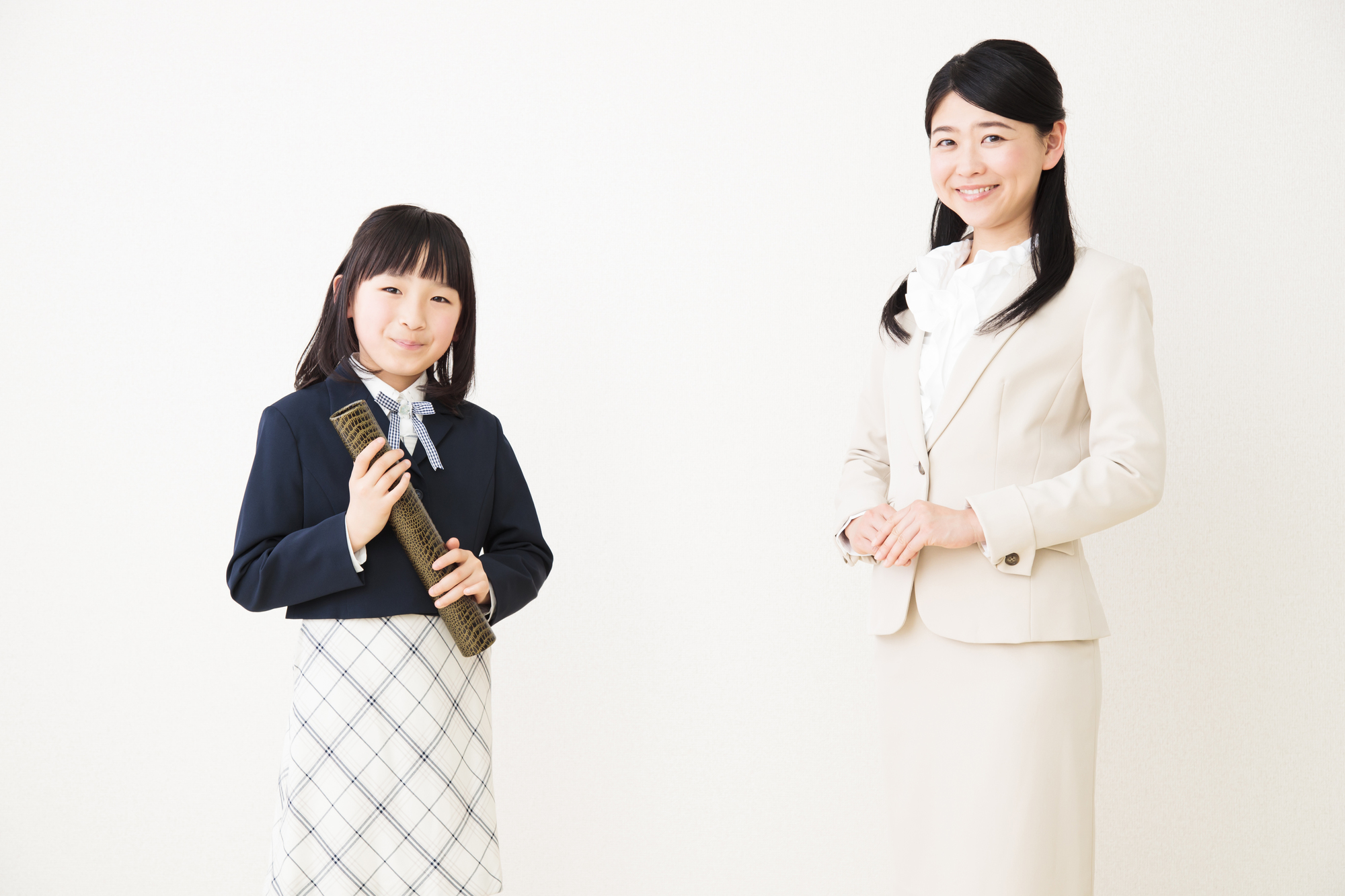 卒業式の写真を撮るコツ カメラマンに出張撮影してもらうときの料金も解説