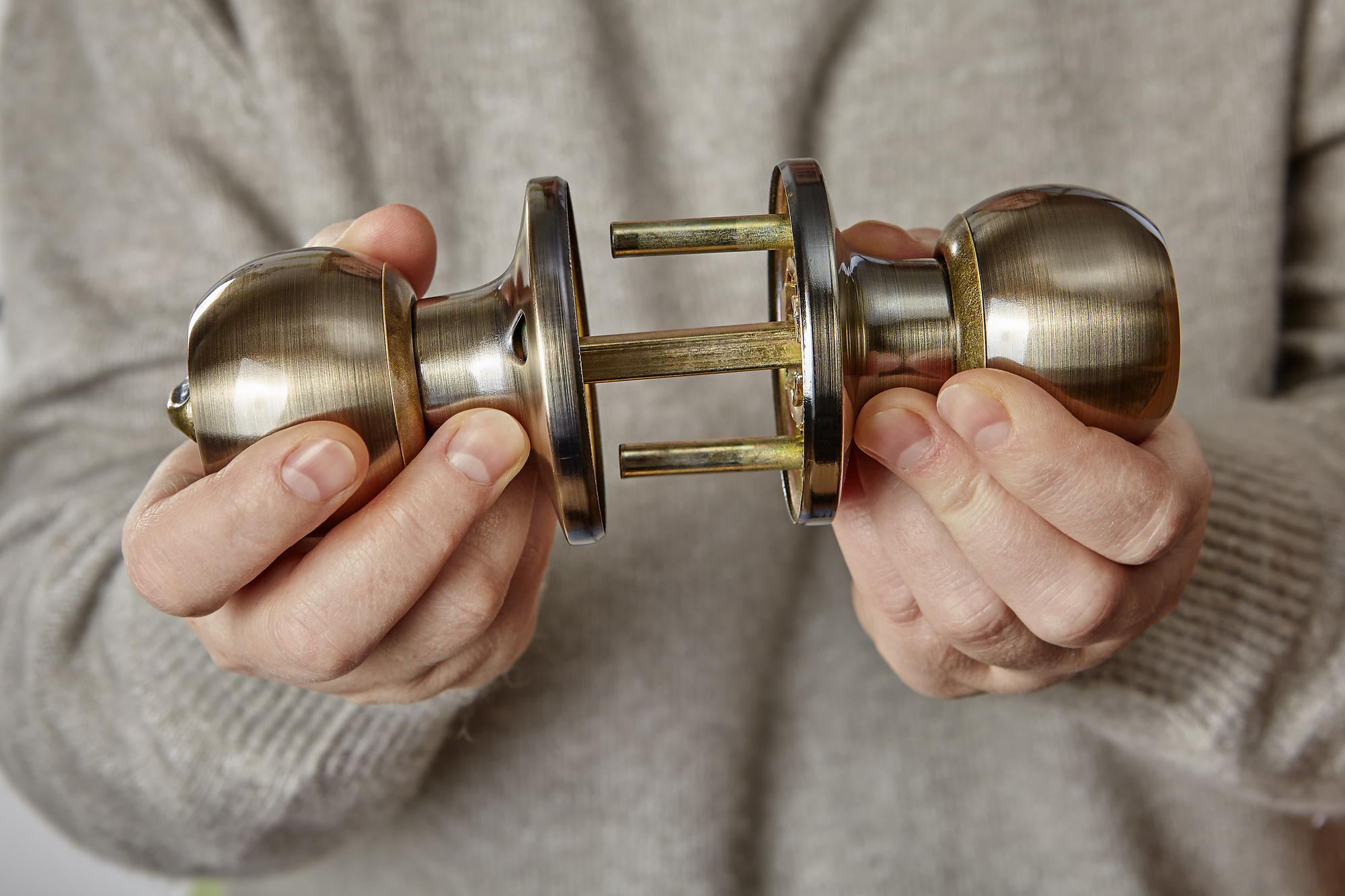 室内ドアノブの交換は自分でできる 依頼する費用相場 Diyの交換方法 種類別 を解説 ミツモア