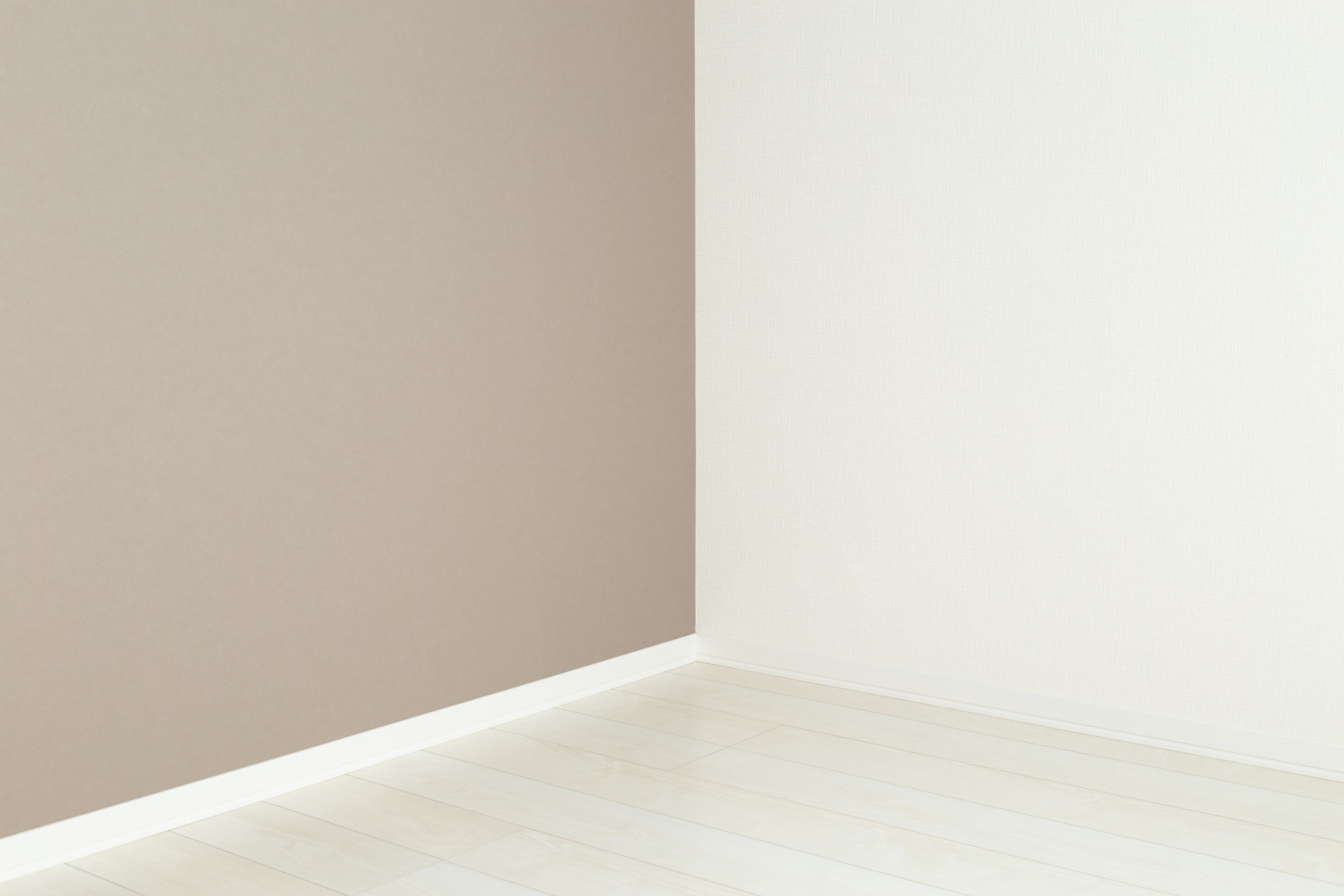 素材別 油性ペン汚れの落とし方 服や革製品 机 壁 床までキレイに ミツモア