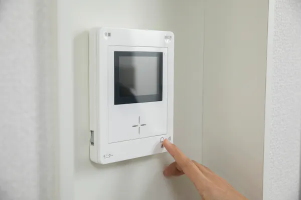インターホンが鳴らない 故障の原因と直し方 自分で交換できる インターホンが鳴らない 故障の原因と直し方 自分で交換できる