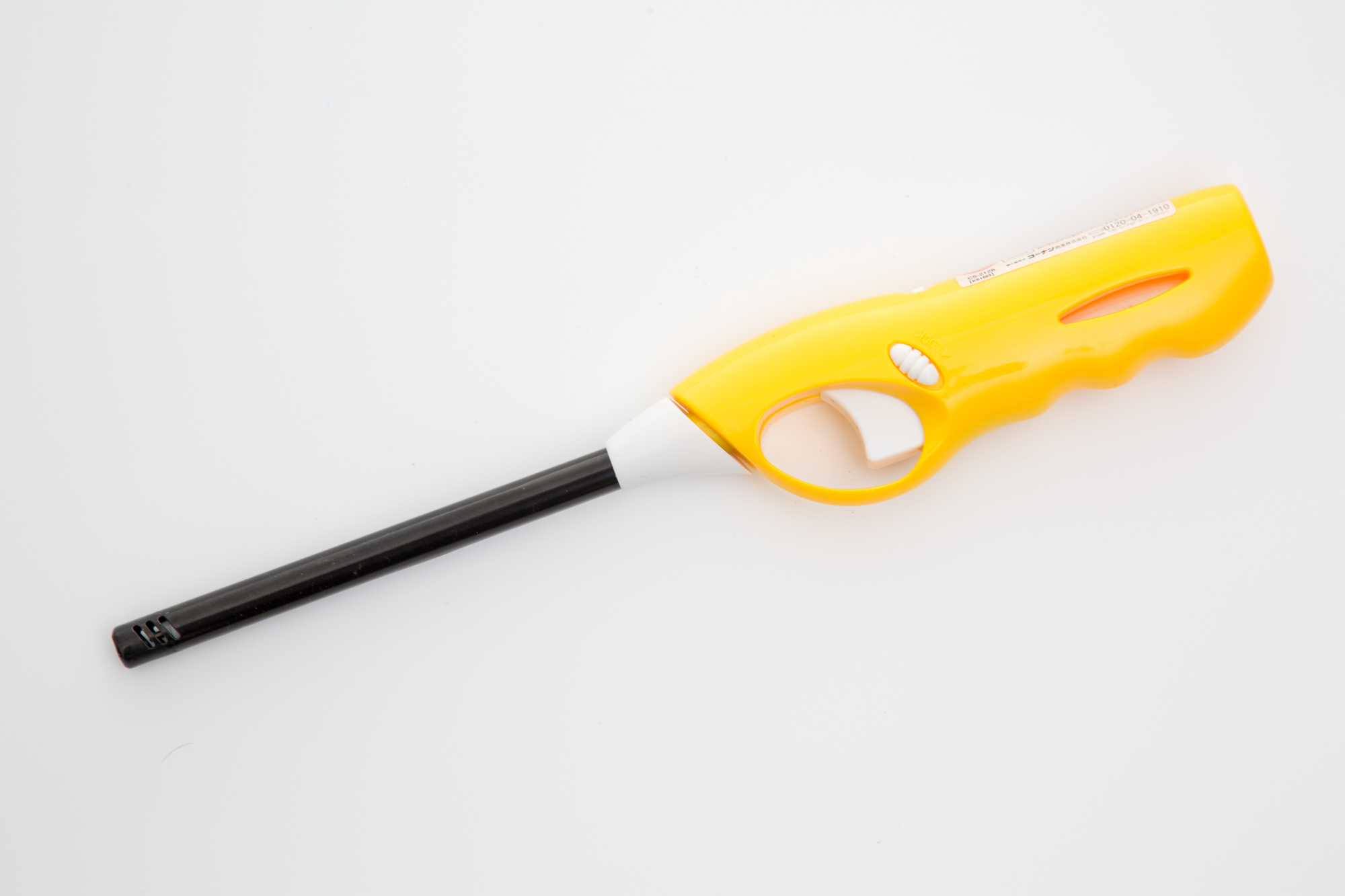 チャッカマンの安全な捨て方は ガス抜き方法と注意点を解説