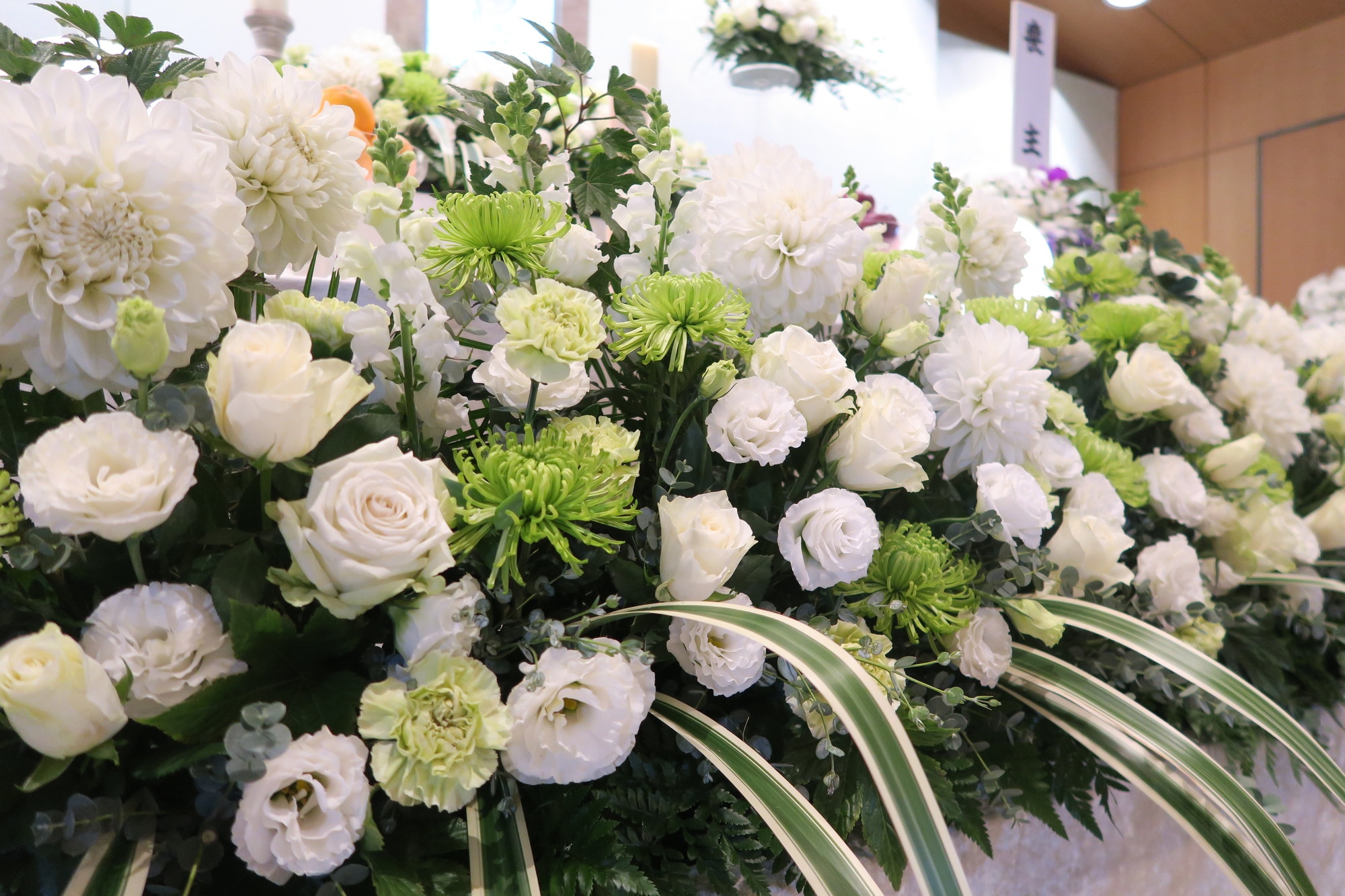 供花 きょうか とはどんな花 手配のマナーや金額相場をチェック