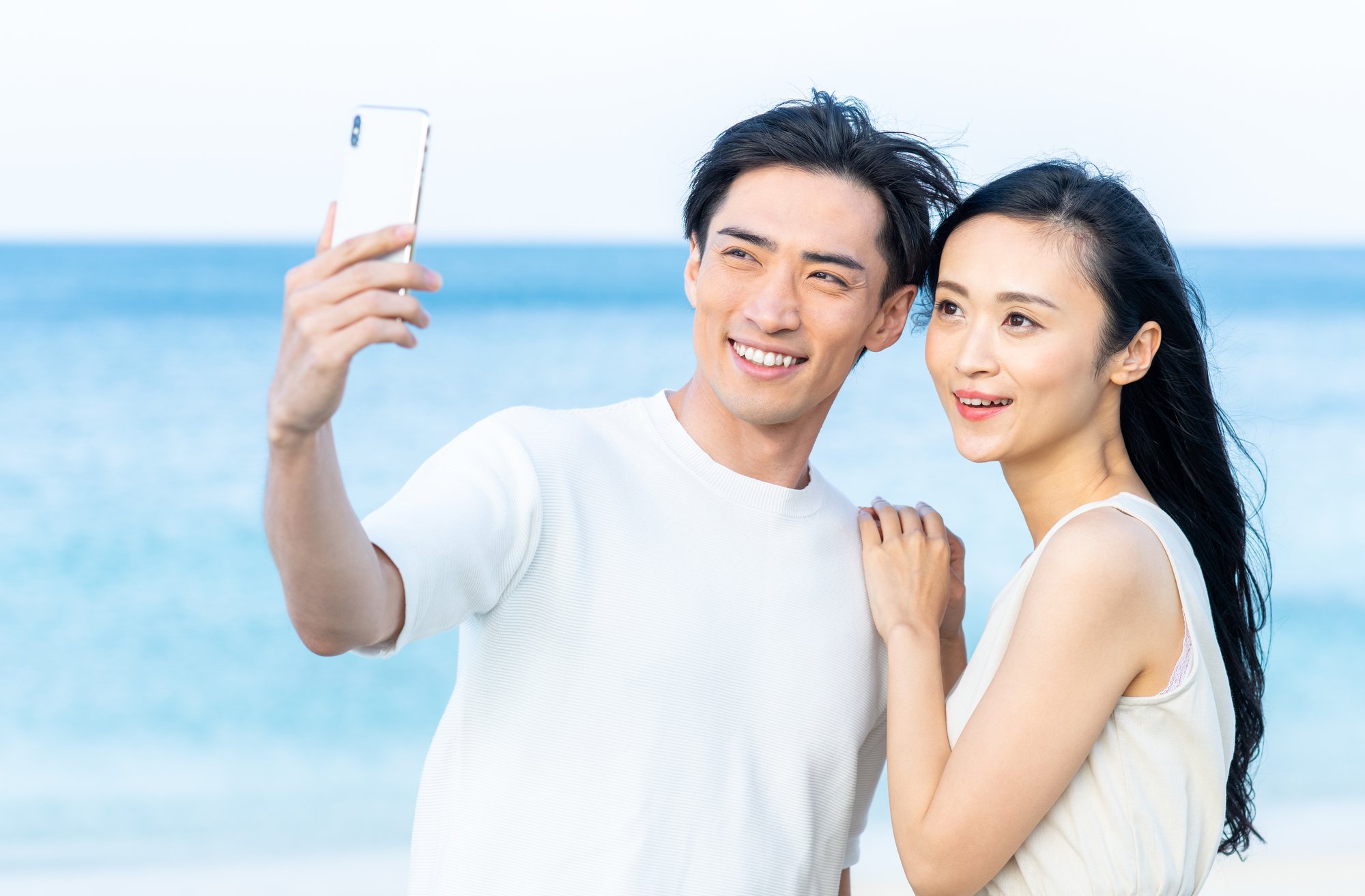 カップル写真をアルバムにしよう ポーズはなしでもおしゃれな撮り方