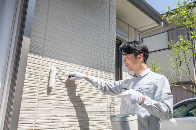 外壁の掃除を自分でする方法！おすすめの道具と手順、注意点